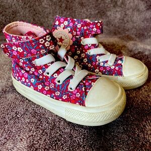 Converse toddler size
